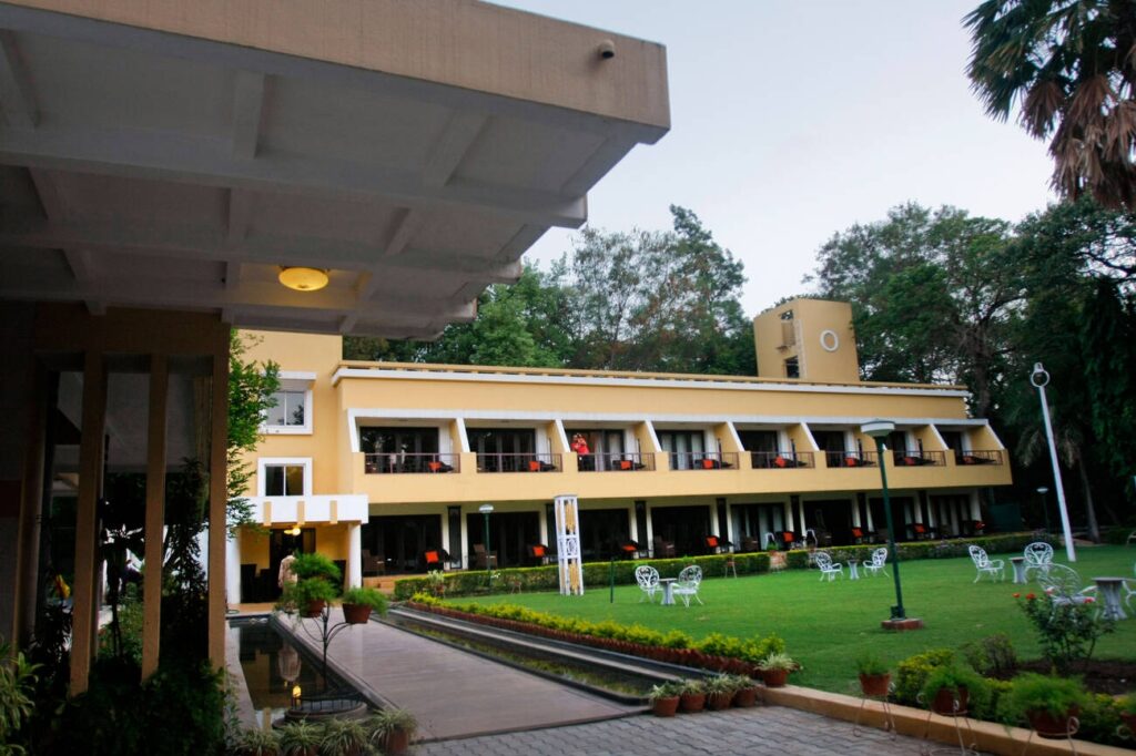 osho ashram pune